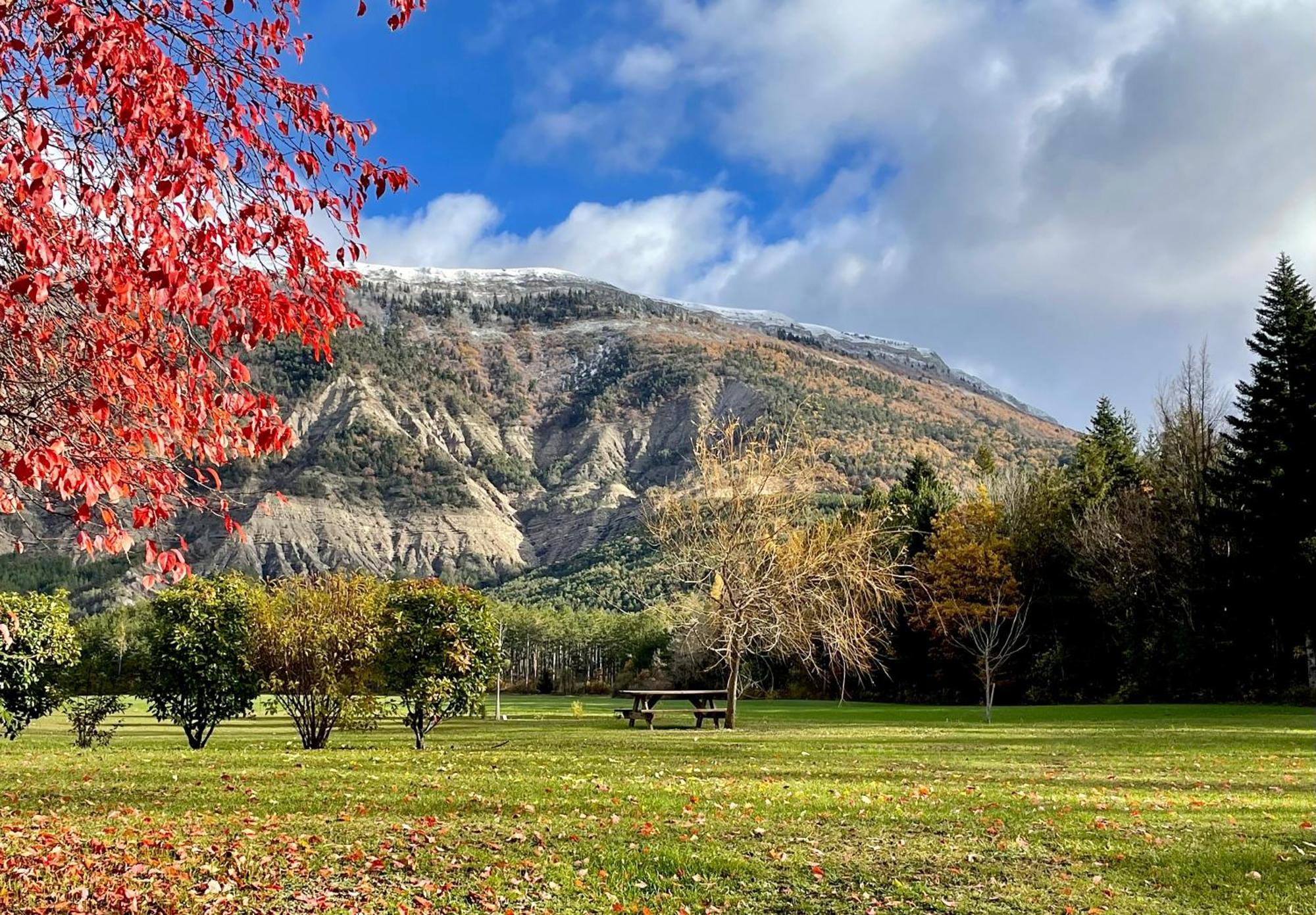 Glamping At Camping La Source Saint-Pierre-d'Argencon Esterno foto